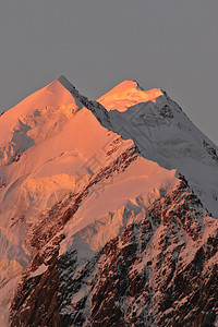 新西兰南部岛南岛的康克山山脉风景山脉场景天空乡村剪影冰川图片