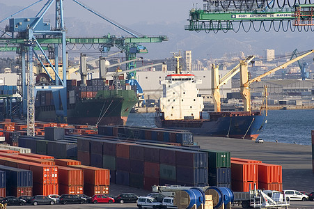 集装箱集装箱在港口托运船运进口出口后勤送货贸易卸载贮存海关起重机图片