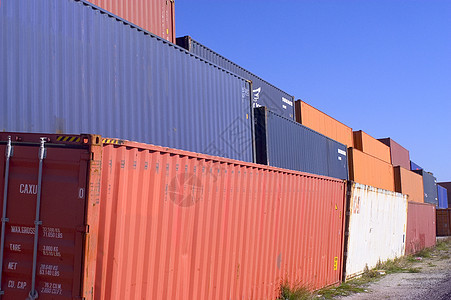 集装箱集装箱在港口托运船厂卸载工业海关起重机进口货运贸易血管送货图片