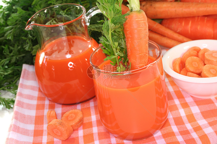 胡萝卜汁食物萝卜食欲营养蔬菜汁饮料香菜橙子草药生食图片