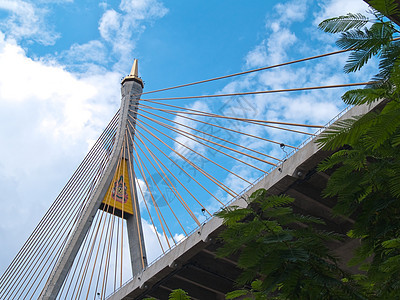 Bhumibol桥的一部分民众工业场景天空地标建筑学工程植物建筑风景图片