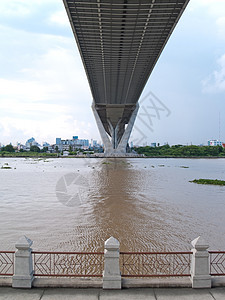 Bhumibol桥的一部分天空场景民众风景建筑地标建筑学戒指运输工程图片