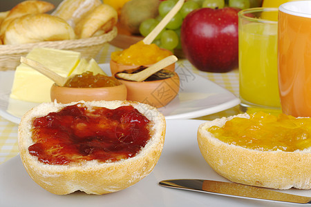 Jam早餐会杯子果汁格子黄油玻璃羊角盘子面包篮子橙子图片