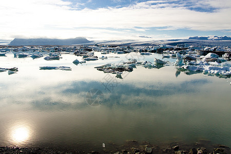 冰岛Jokulsarlon环礁湖日落图片