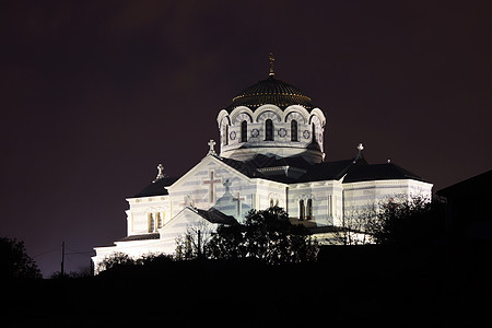 切尔森塞州弗拉基米尔斯基大教堂夜景图片