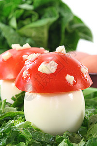 素食冷切复古冷板白色风格零食蘑菇自助餐图片