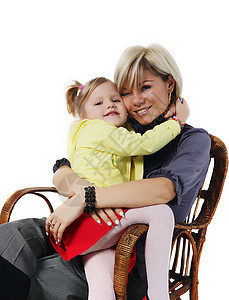 小女孩抱着年轻妈妈微笑青年幸福感情快乐母亲家庭父母头发女士图片