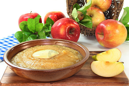 苹果酱黄色苹果叶食物蜜饯水果红色收成树叶甜点点心图片