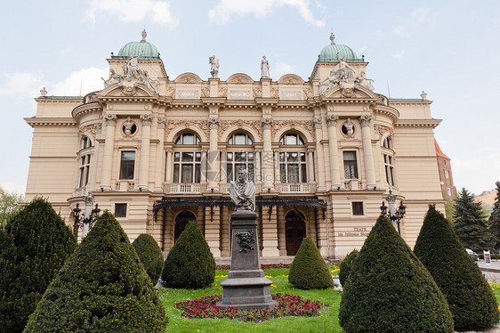 Juliusz Sowacki剧院风格历史历史性天炉地标抛光艺术游客旅游建筑图片