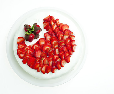带草莓的浅酸奶蛋糕静物营养甜点水果盘子食物水果蛋糕图片