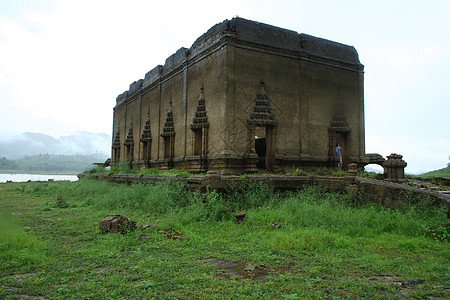 古老的古寺庙图片