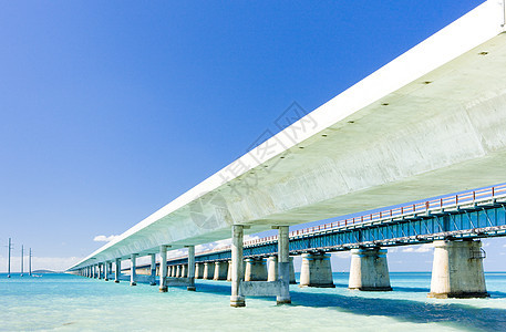 连接美国佛罗里达州佛罗里达礁岛群的公路桥建筑学旅行海洋热带世界桥梁建筑物外观位置建筑图片