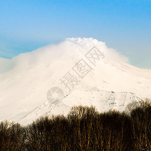 冬天美丽的火山喷发公园火山学家墙纸旅游熔岩旅行者自然陨石圆形假期图片