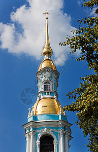 俄罗斯圣彼得堡的圣尼古拉斯大教堂装饰宗教建筑学教会文化历史金子风格旅游蓝色图片