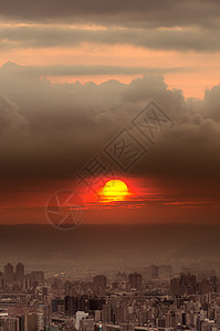 日落城市风景太阳公寓天空建筑场景建筑学晴天摩天大楼住宅戏剧性图片