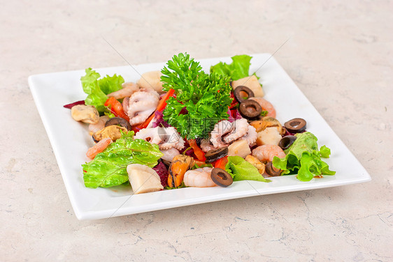 海食沙拉营养贝类午餐美食树叶牡蛎章鱼蔬菜盘子青菜图片