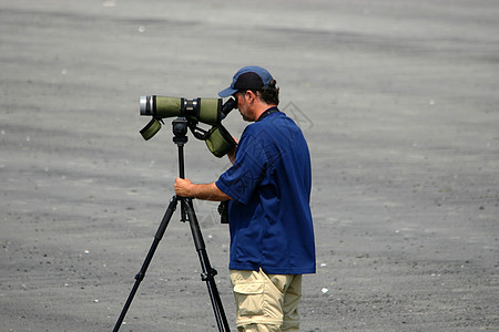 观鸟男性爱好观鸟手表闲暇成人海滩旅行天空学家图片