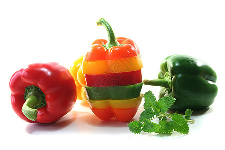 色彩多彩的胡椒层营养分层沙拉食物购物图层装饰品红色橙子原料背景图片