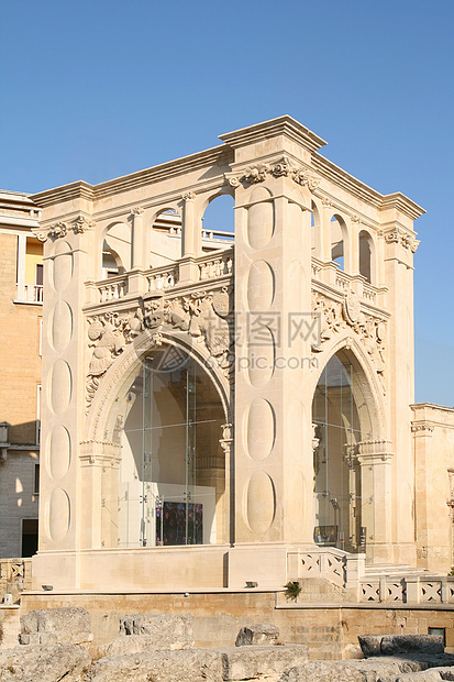 意大利阿普利亚莱克西的“Sedile”宫殿图片