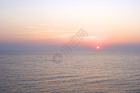 贝蒂丰日落海浪美丽场景海岸天空阳光海岸线全景太阳图片