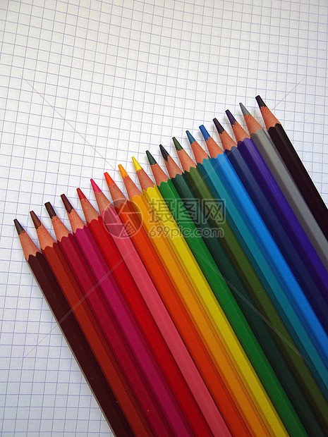 彩色铅笔木头白色钢笔方格课堂艺术家绘画工具笔记本材料图片