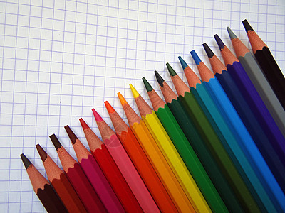 彩色铅笔材料方格钢笔工具艺术家案件白色绘画木头文档图片