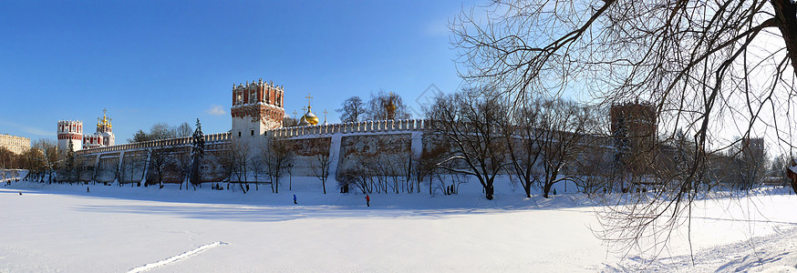 雪城堡俄罗斯莫斯科诺沃德瓦基修道院冬季全景背景