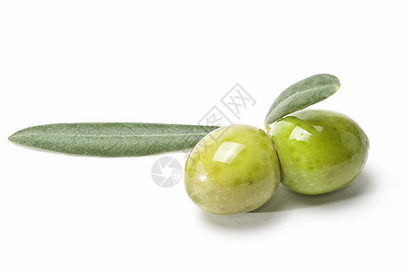 两颗绿橄榄绿色多叶零食饮食沙拉营养生态处女收成水果图片