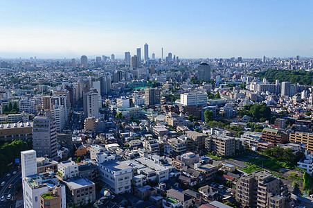 日本东京阳光天际旅行摩天大楼城市市中心蓝天副中心观光游客图片