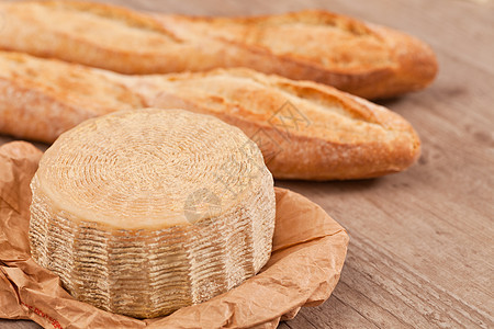 佩科里诺奶酪奶制品美食乳制品牛奶红色棕色产品面包食物图片