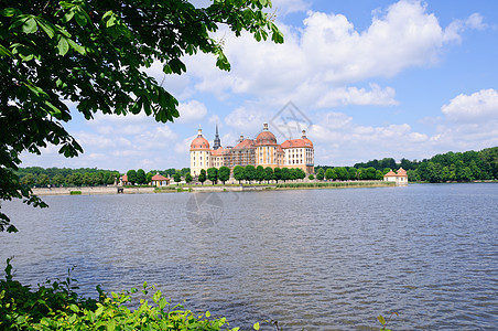 莫里茨堡城堡蓝天文化遗产游客天空风格历史建筑旅行风景观光图片