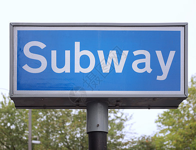 地铁标志管子民众运输城市过境街道旅行交通火车图片