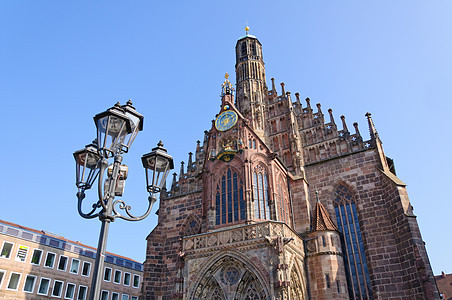 圣母教堂 德国纽伦堡观光古迹天空正方形教堂旅行游客地标风格建筑图片