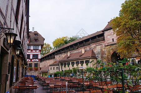 德国纽伦堡老城文化遗产房屋旅行地标古迹旅游建筑正方形游客城市图片