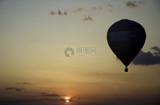 空气气球旅行运输日落天空娱乐远景爱好乐趣冒险运动图片