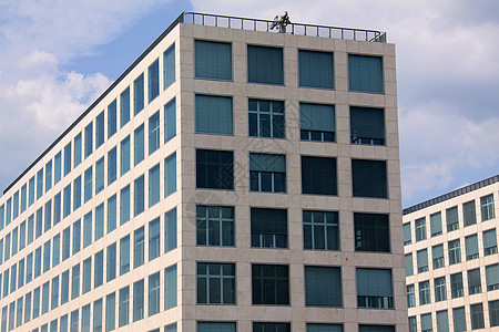 办公大楼窗户玻璃城市反射场景外观建筑商业大理石效果图片