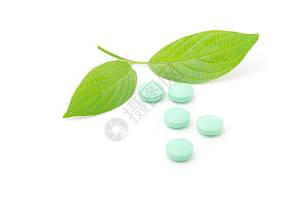 白种背景的绿叶药丸 草药 青叶片绿色健康医疗抗生素药片白色制药草本剂量药理图片
