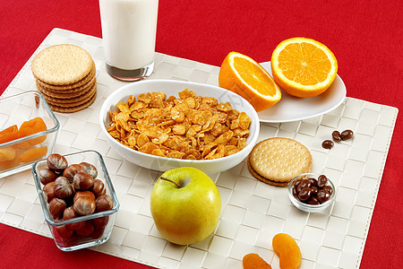 早餐食品水果食物榛子奶制品营养玻璃饮食蜂蜜饼干盘子图片