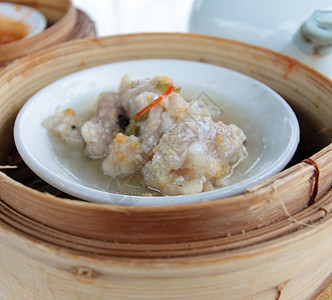 中日食牛肉鱼子饺子汽船盘子服务美食小吃篮子小麦图片