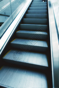 地铁站移动扶梯旅行城市车站办公室商业运输建筑学大厅购物中心金属图片