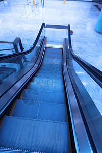 移动扶梯楼梯车站金属城市商业中心玻璃建筑学天堂技术图片