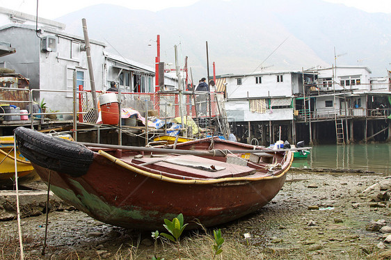 香港Tai O渔业村房子钓鱼风化木头爬坡道天空棚户区窝棚村庄旅行图片