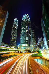 晚上在香港线条交通旅行场景速度蓝色驾驶商业城市市中心图片