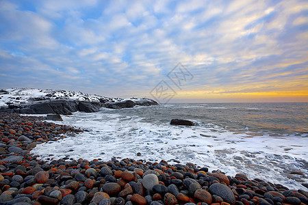 莫埃伦 挪威波浪太阳反射蓝色石头薄雾滚动风景峡湾海岸图片