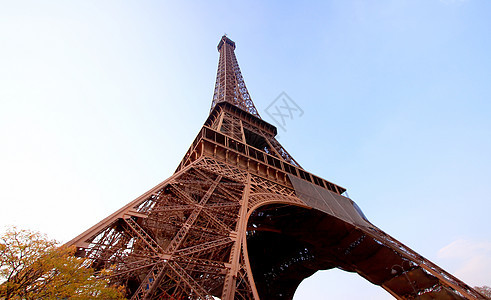 埃菲尔塔巴黎历史观光首都阳光天空地标旅游旅行风景假期图片