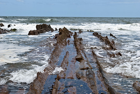 A 大西洋天空地平线岩石海洋海岸液体边界波浪图片