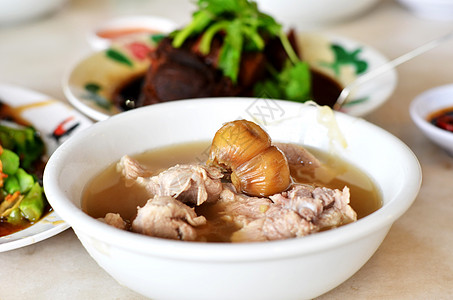 肉骨茶午餐烹饪服务兴趣草本植物美食盘子名声蔬菜文化高清图片