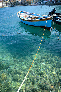 海上划船小艇情调海洋珊瑚蓝色孤独地平线港口天堂钓鱼图片