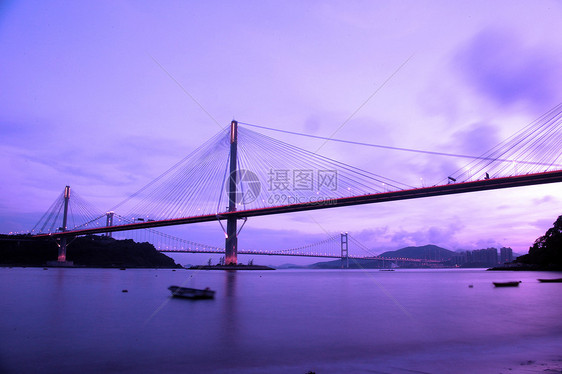 钟九桥 晚上在香港商业天空建筑旅行电缆反射天际地标海岸繁荣图片