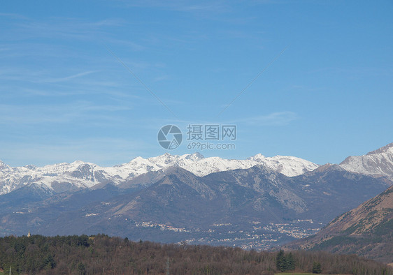 阿尔卑斯山山脉全景天际图片